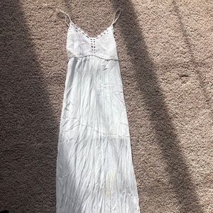 White maxi dress